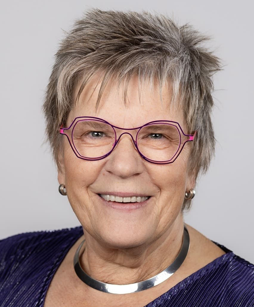Portret van Wilma van Steenbergen, uitvaartverzorger bij Arkadya Uitvaartzorg